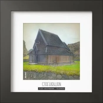 Magnifique cadre avec photo. Finition du cadre noir MAT de forme carré (24x24x1,5cm). Photo imprimée sur du papier 170g.