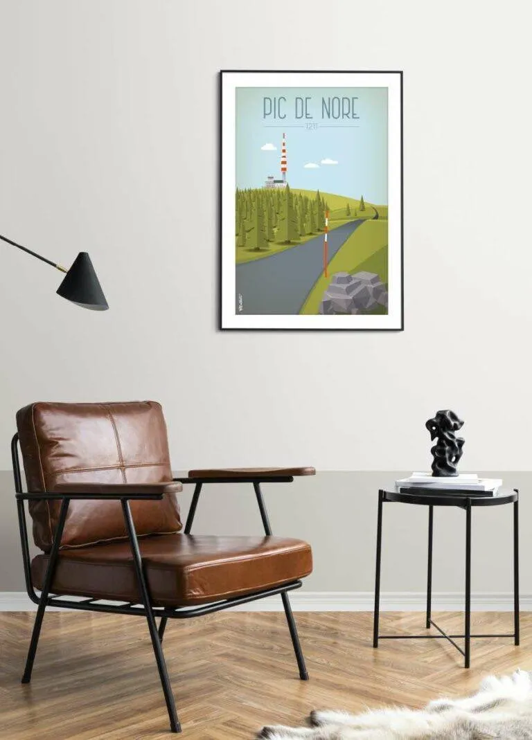 Une interprétation artistique dans le style Art Déco du Pic de Nore : l'élégance intemporelle d'une icône naturelle.