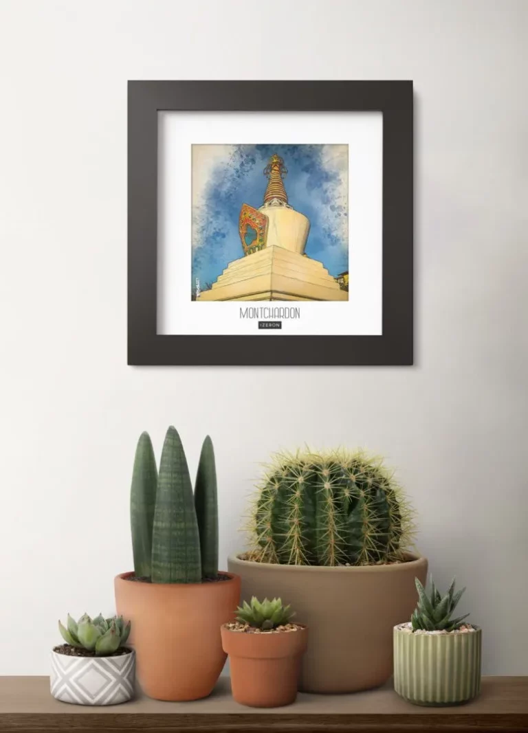 montchardon (izeron) - Découvrez nos cadres photos uniques, véritables trésors capturés lors de mes voyages à travers le monde. Chaque image, soigneusement sélectionnée et magnifiée en studio, est encadrée avec élégance dans un cadre en bois noir mat de 24x24 cm, d’une épaisseur de 1,5 cm.