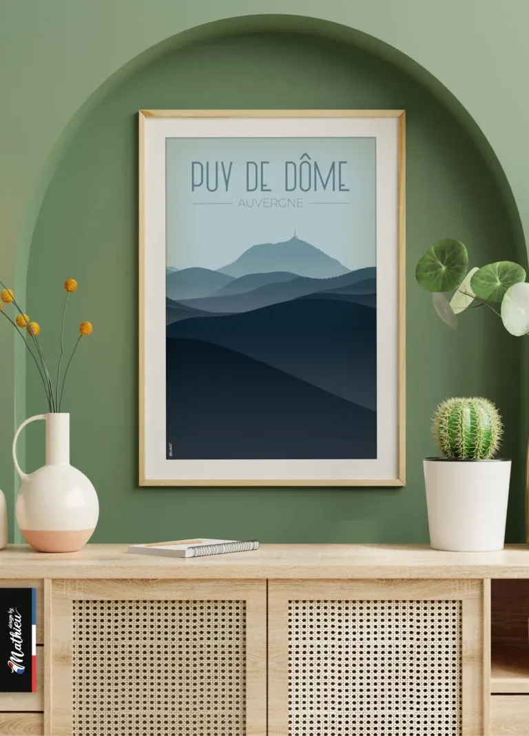Poster du Puy de Dôme – nuances de bleu encadré dans un coin vert avec plantes